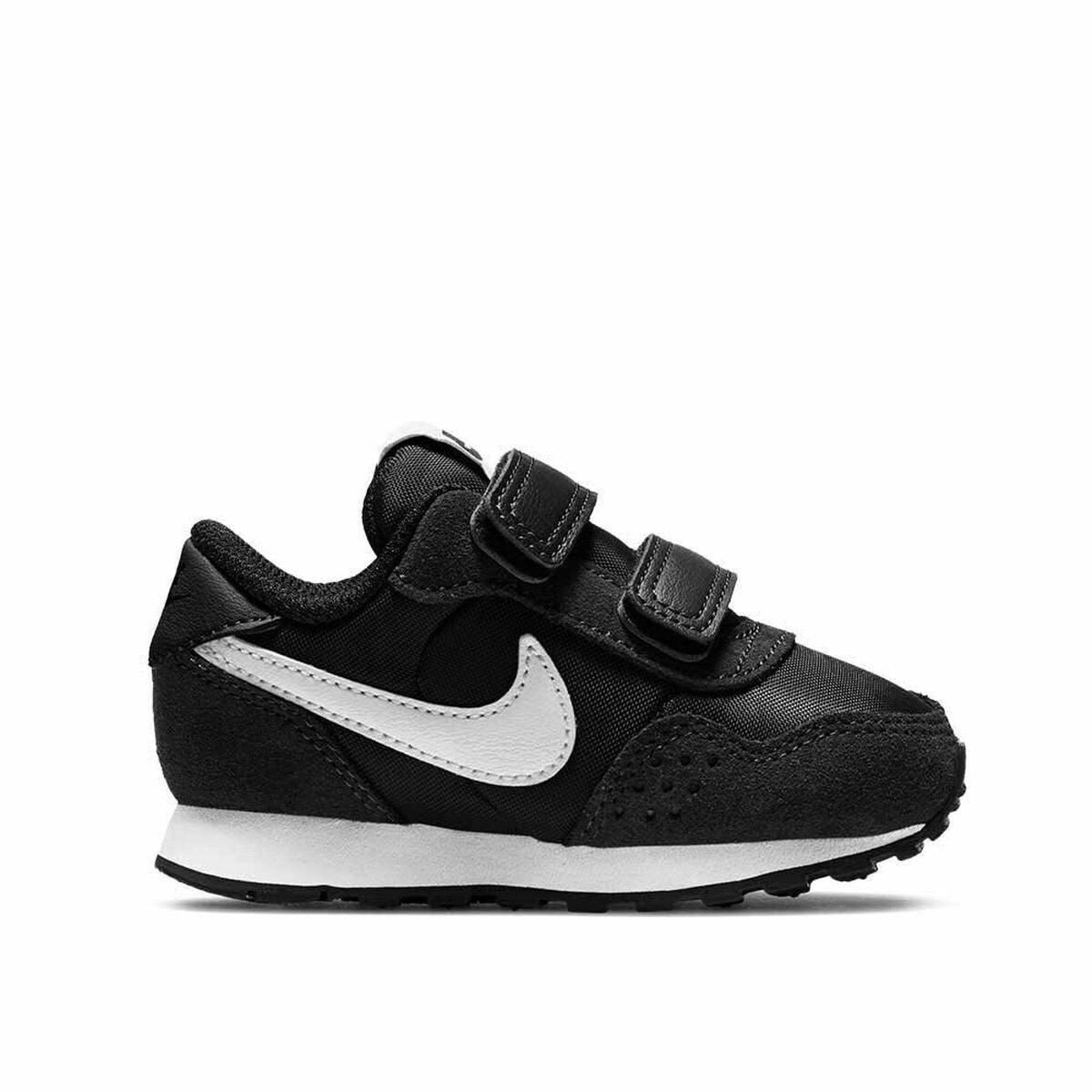 Sports Shoes for Kids Nike MD VALIANT CN8560 002