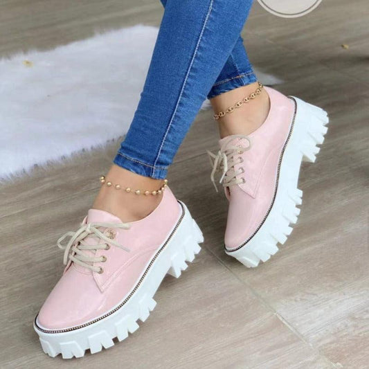 Zapatos Oxford de mujer con plataforma plana y tacón grueso en color rosa, rojo y negro 