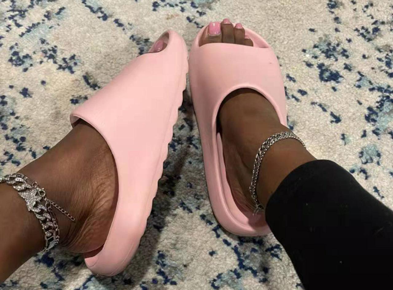 Pantuflas con forma de nube para mujer: zapatillas de ducha rosas para dormitorios universitarios